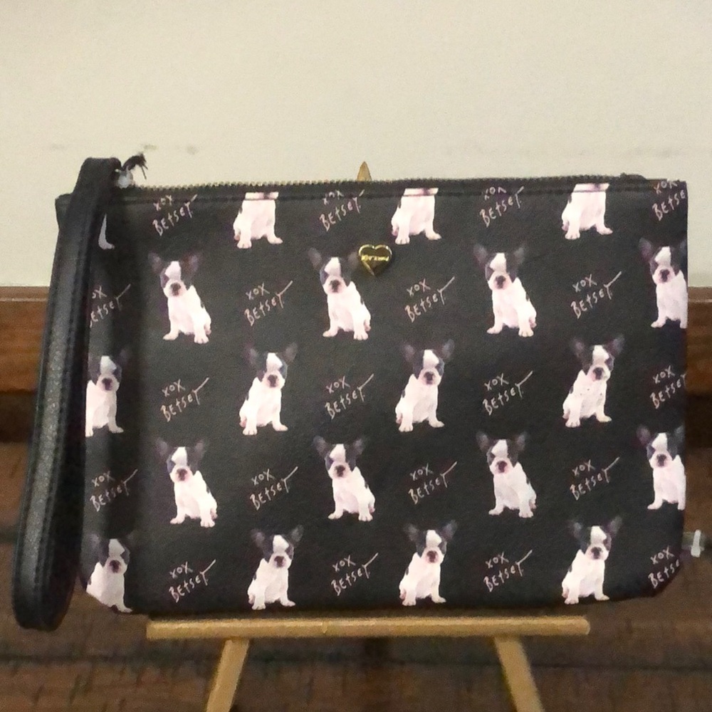 Betsey Johnson Black Dog Print Wristlet NWOT